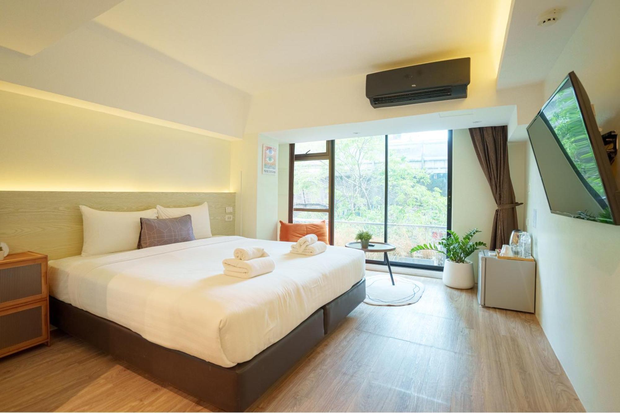 Gecko Eye Hotel Банкок Екстериор снимка