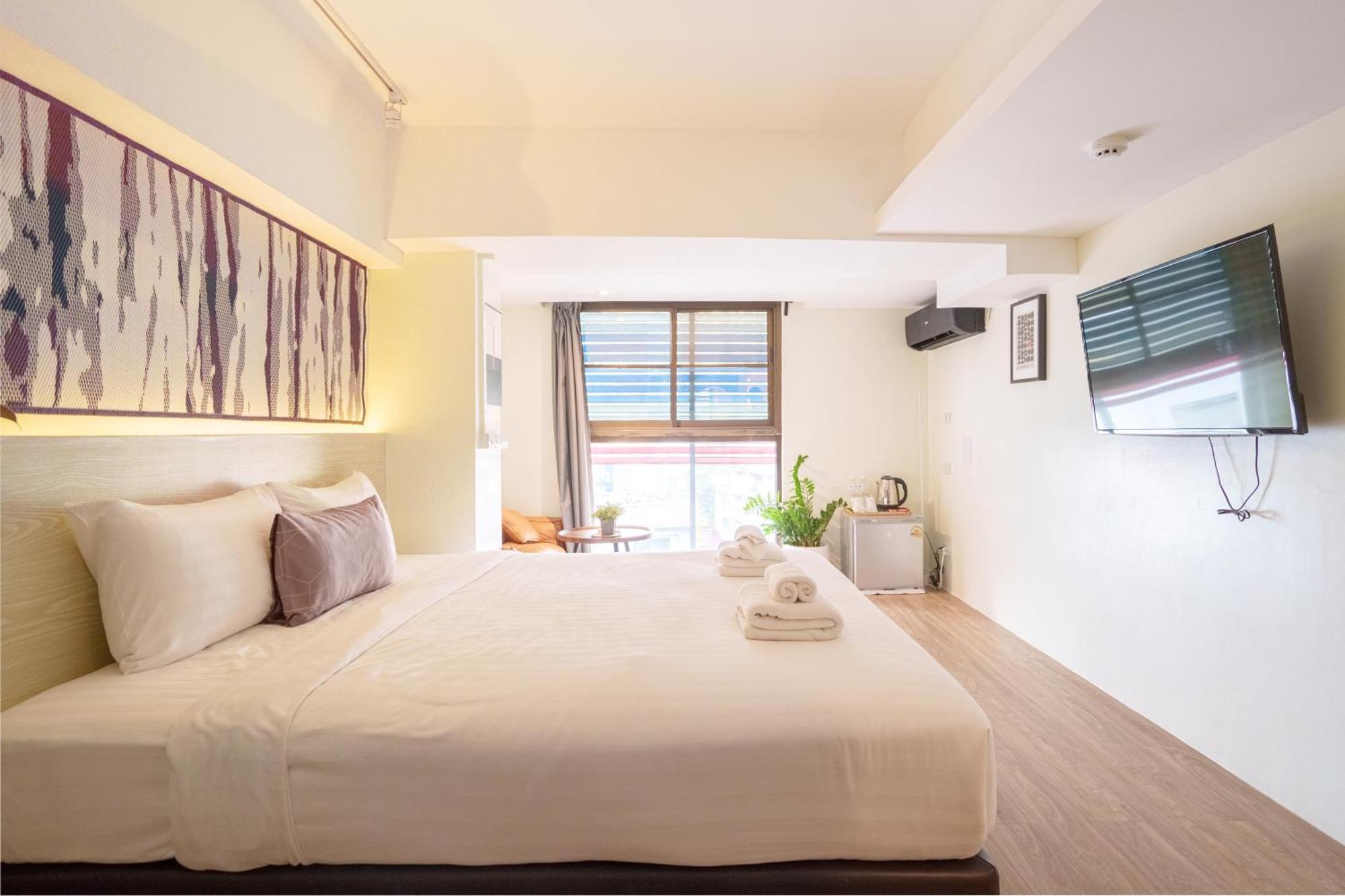 Gecko Eye Hotel Банкок Екстериор снимка